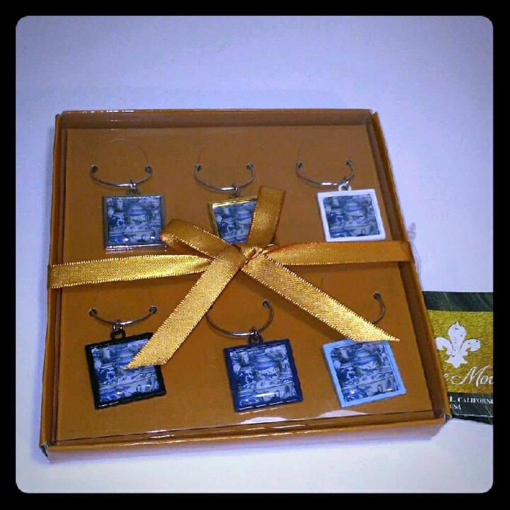 New Annie Modica wine charms set of 6